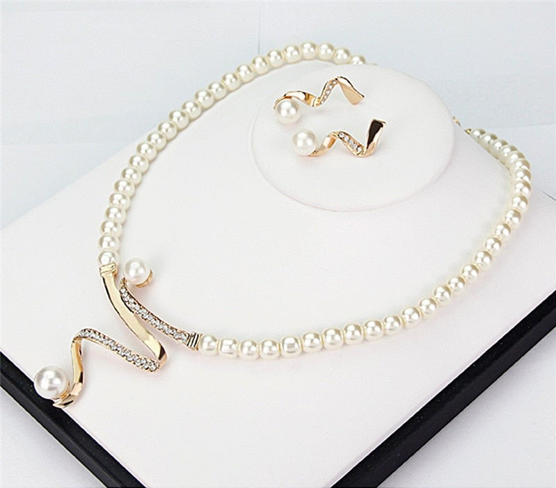 Natural Pearl Set
